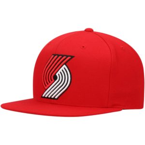 Mitchell & Ness Portland Trail Blazers Red Team Ground Snapback Hat